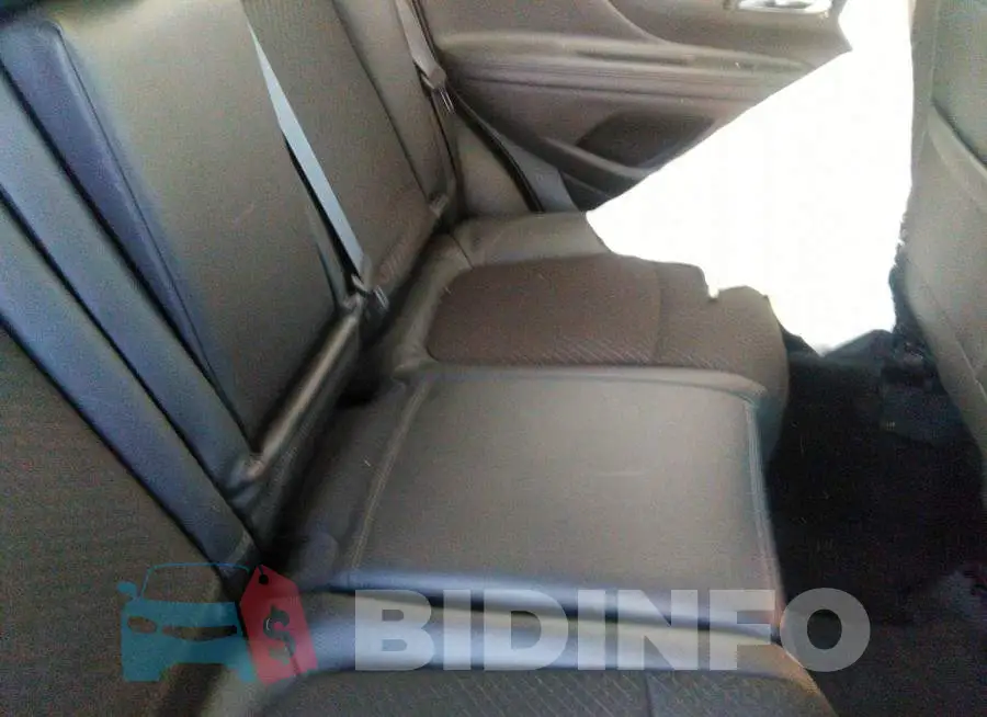 KL4CJASB8HB182667 Photo# 8