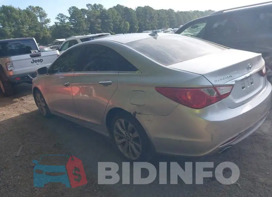 5NPEC4AC5DH636337 Photo# 3