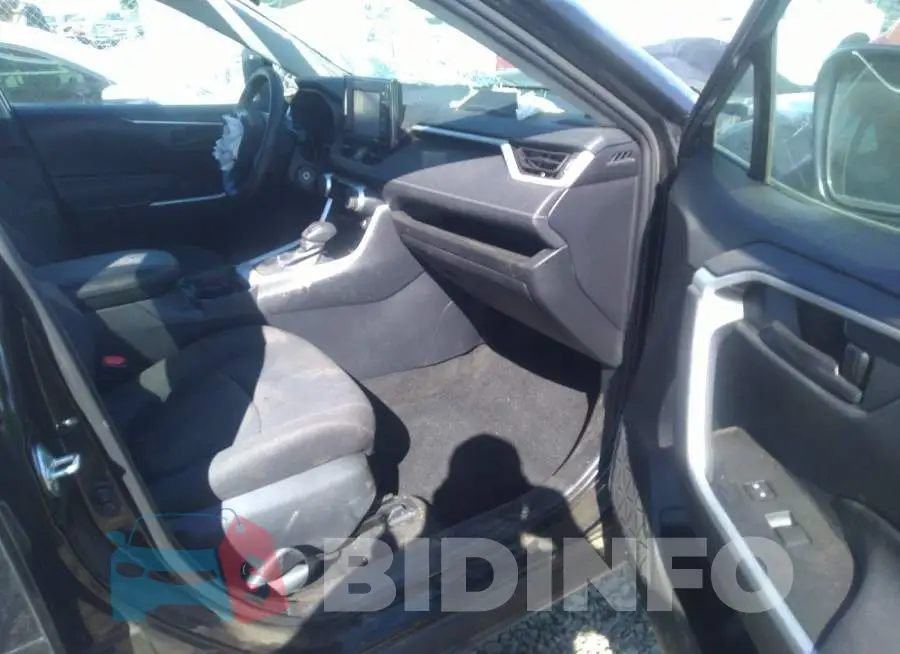 2T3G1RFV8LC106944 Photo# 5