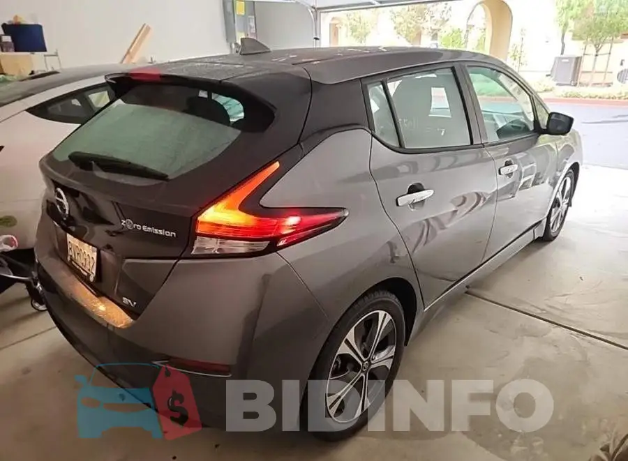1N4AZ1CV7MC553794 Photo# 4