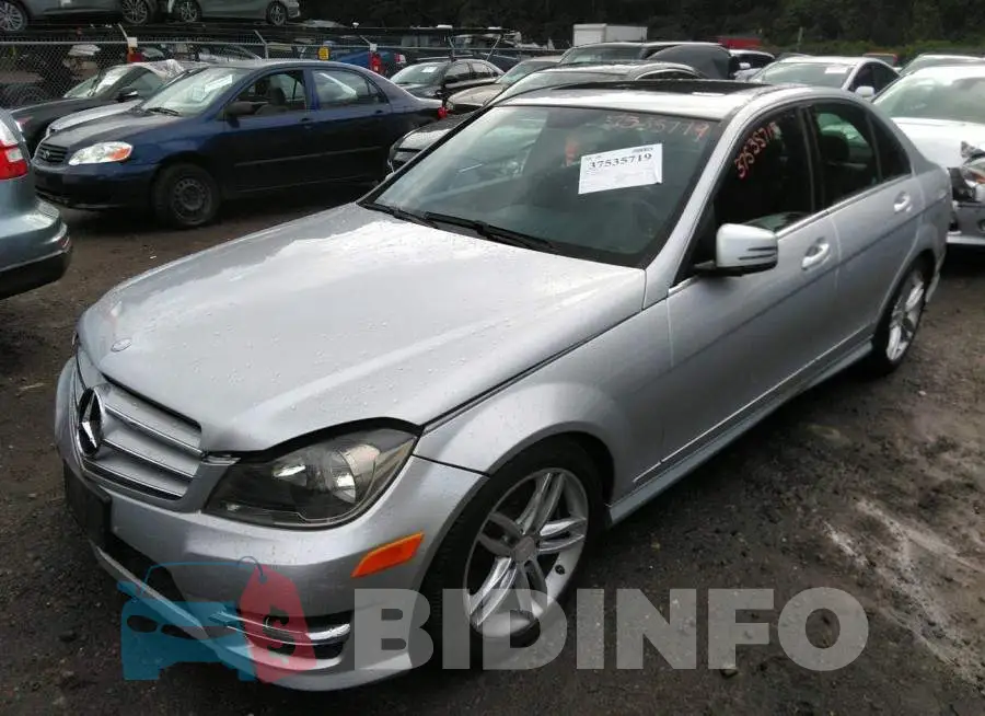 WDDGF8AB2DR280362 Photo# 2