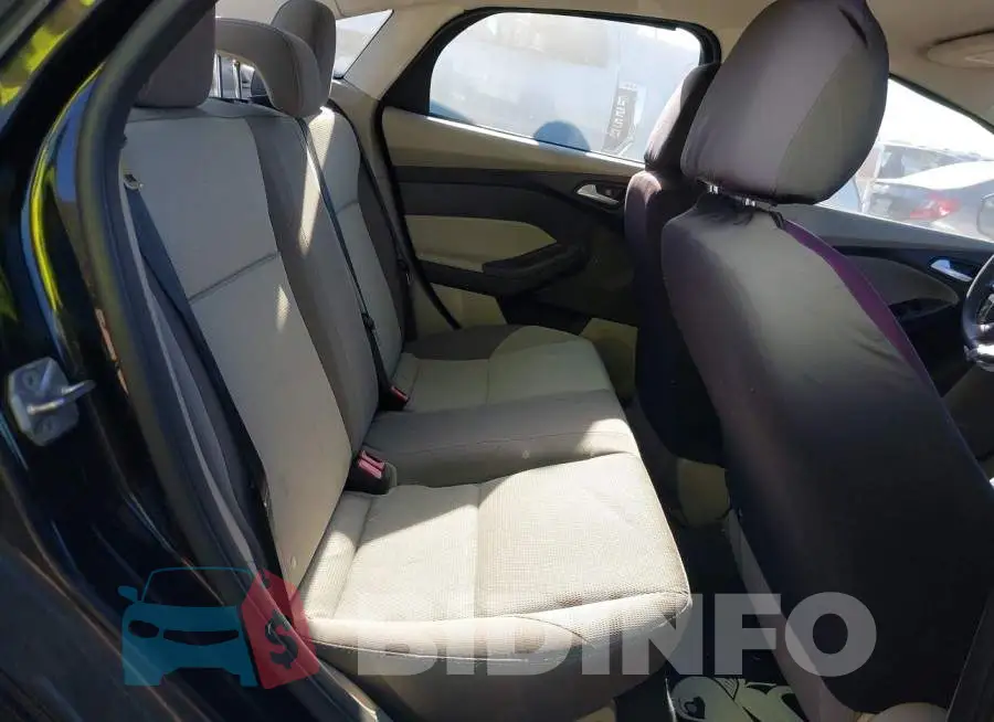 1FADP3F25EL109542 Photo# 8