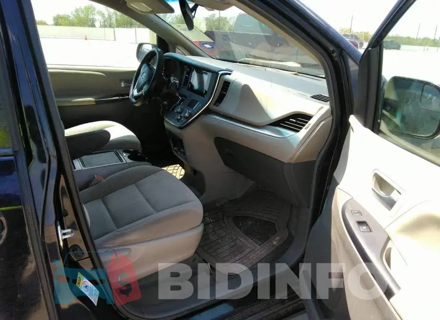 5TDKK3DCXFS530412 Photo# 5