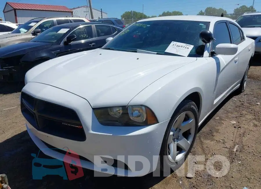 2C3CDXAG8EH133098 Photo# 2