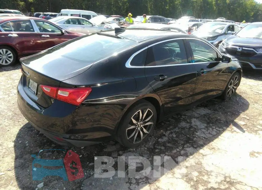 1G1ZD5ST0JF272152 Photo# 4