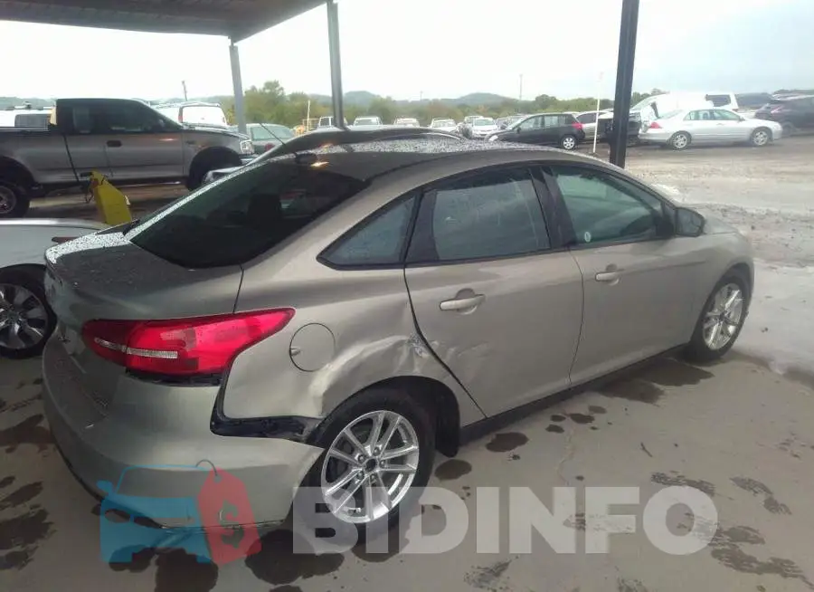 1FADP3F22GL330745 Photo# 4