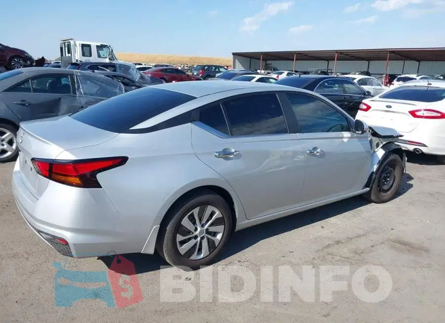 1N4BL4BV2PN330435 Photo# 4
