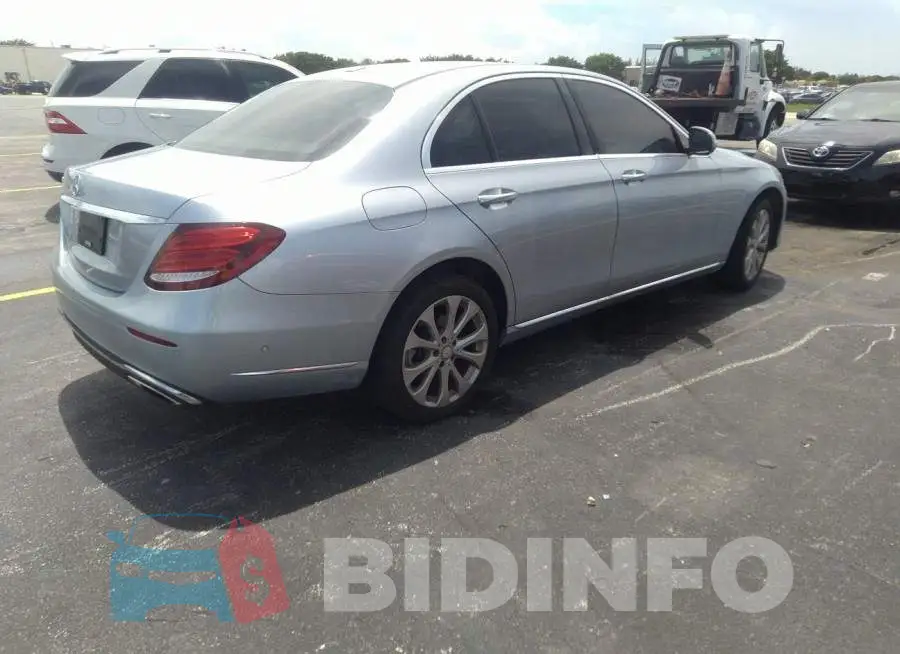 WDDZF4JB4HA205183 Photo# 4