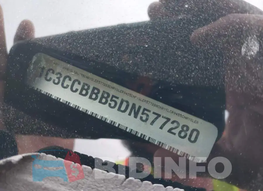 1C3CCBBB5DN577280 Photo# 9