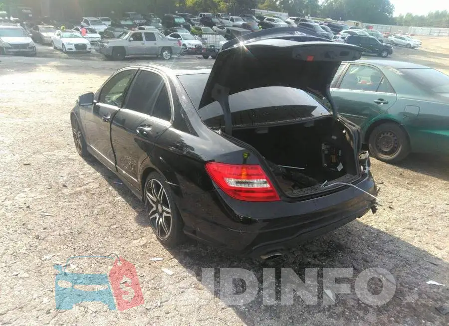 WDDGF4HB5DR249458 Photo# 3