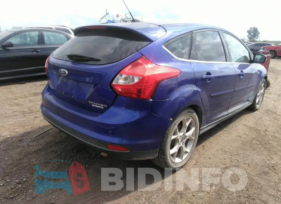 1FADP3N27DL333671 Photo# 4