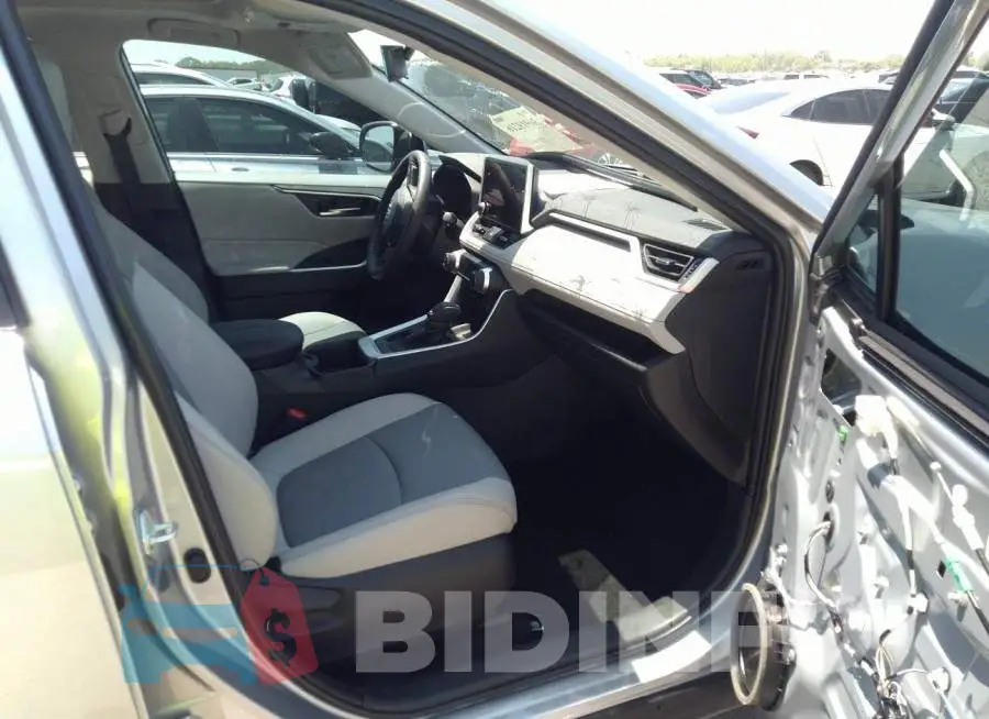 2T3C1RFV8PC217420 Photo# 5