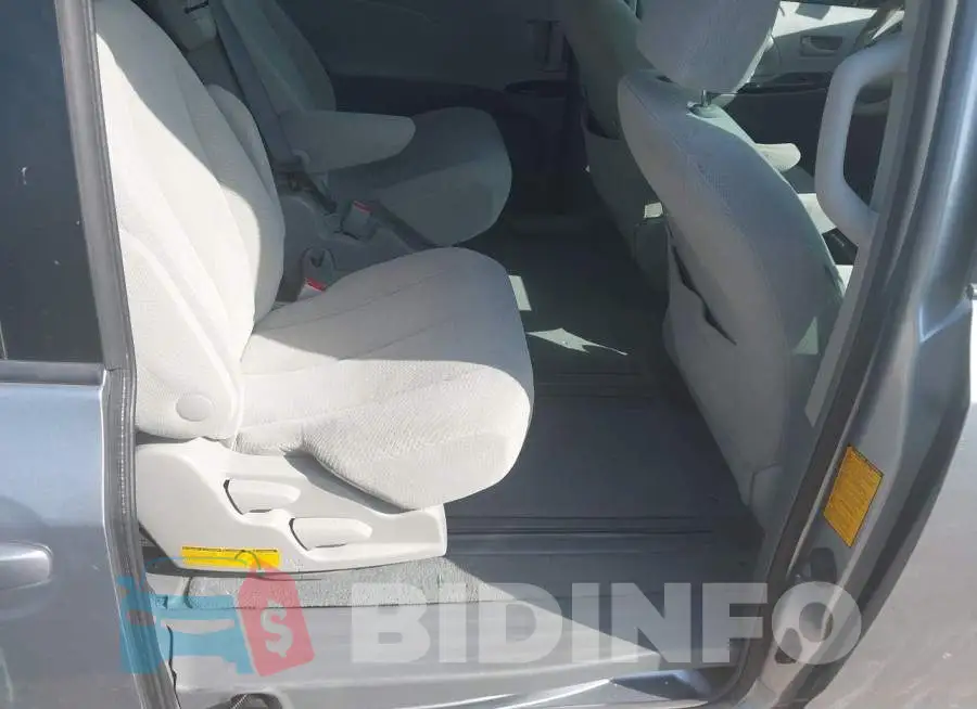 5TDKK3DCXDS400207 Photo# 8