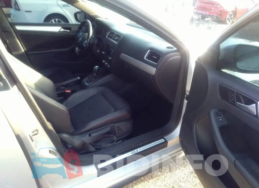 3VW4T7AJ4EM388778 Photo# 5