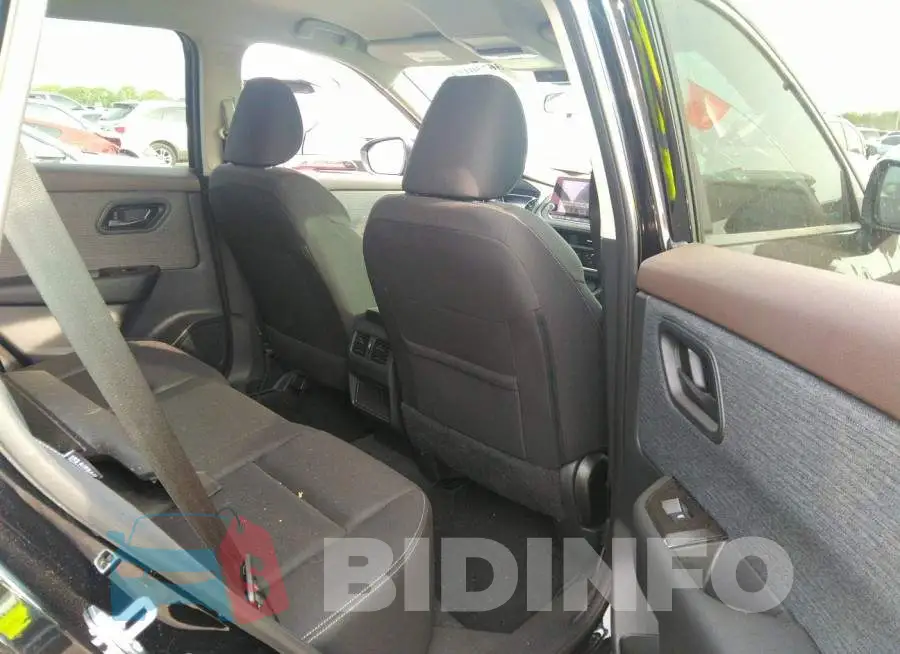 5N1BT3AA8PC821067 Photo# 8