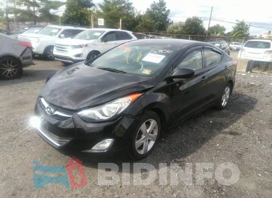 5NPDH4AE9DH438584 Photo# 2