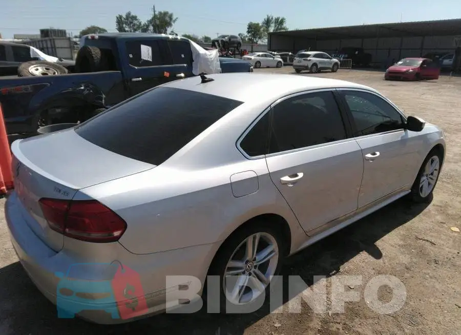 1VWBN7A3XEC001459 Photo# 4