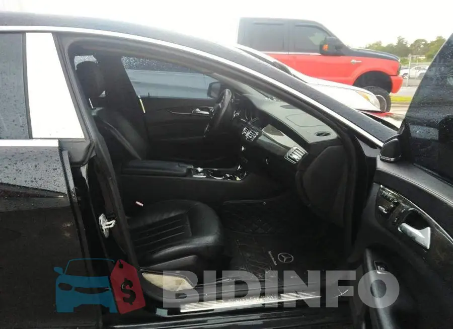 WDDLJ7DB7EA120657 Photo# 5