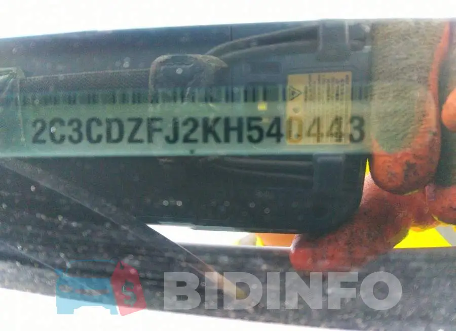 2C3CDZFJ2KH540443 Photo# 9