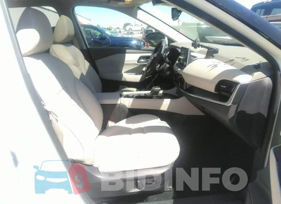 5N1BT3CB9NC697166 Photo# 5
