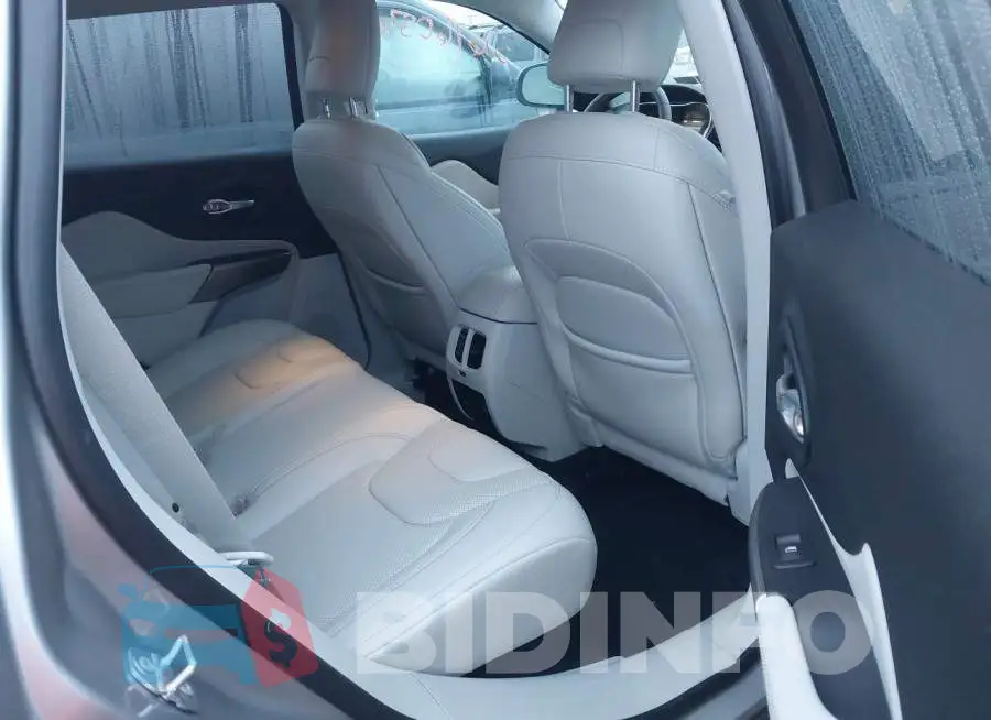 1C4PJMDX8KD350059 Photo# 8