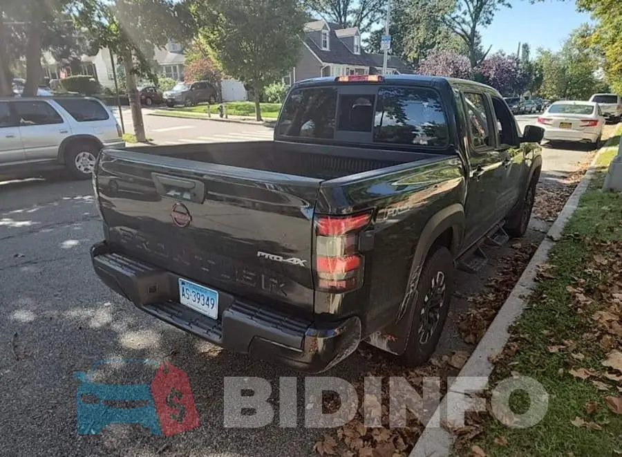 1N6ED1EK6NN636617 Photo# 4