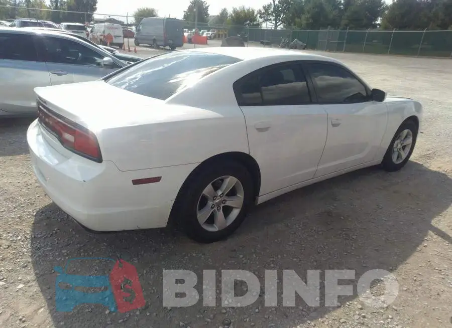 2C3CDXBG4DH554992 Photo# 4