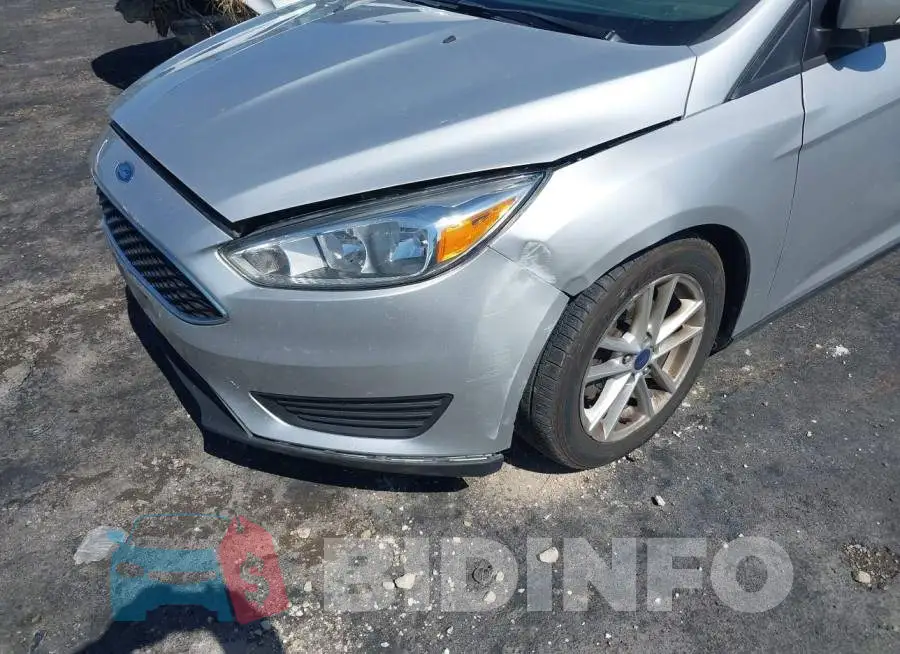 1FADP3F24GL360992 Photo# 6