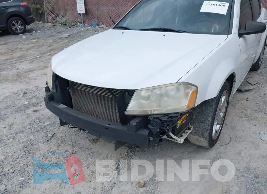 1C3CDZAB8DN534298 Photo# 6