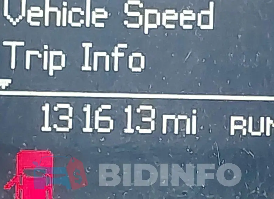 2C4RC1CG8FR627492 Photo# 7
