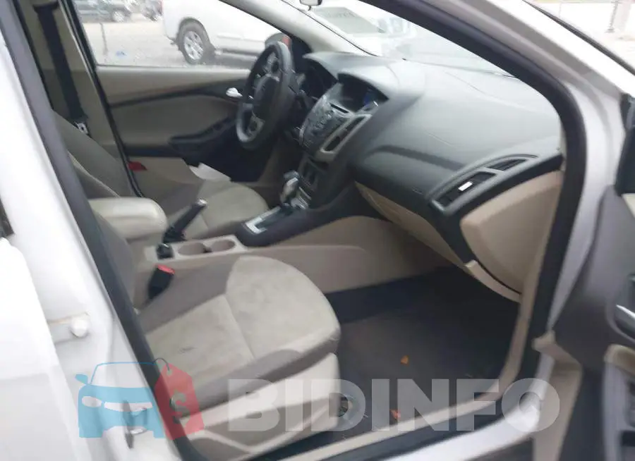 1FADP3F26EL249504 Photo# 5