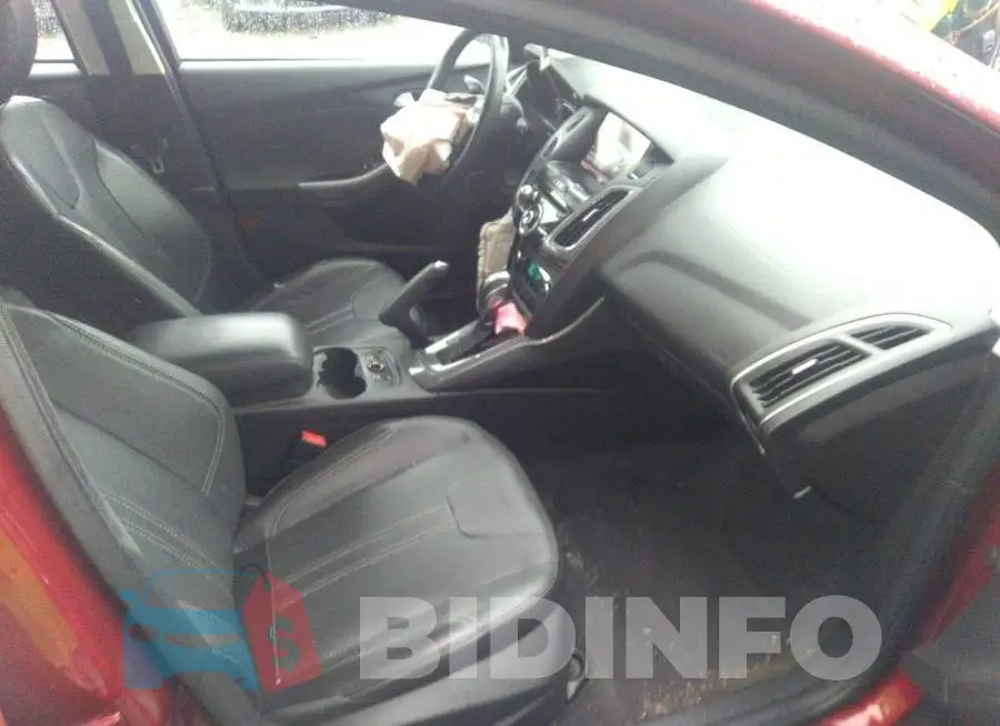 1FADP3N22EL267760 Photo# 5