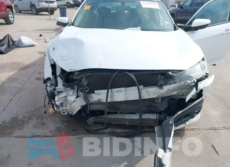 19XFC1F32HE000822 Photo# 6
