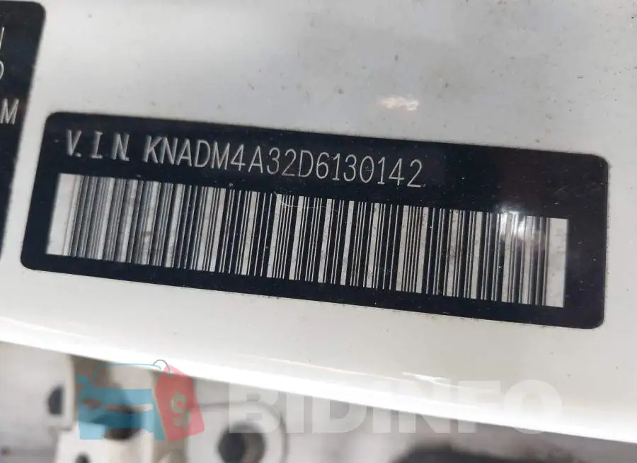 KNADM4A32D6130142 Photo# 9
