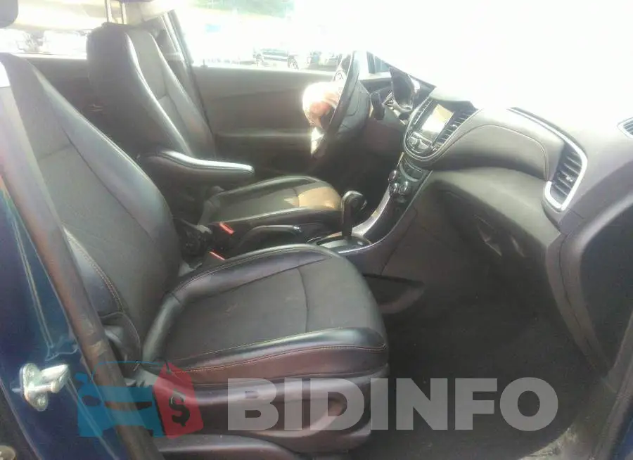 3GNCJPSB3KL210493 Photo# 5