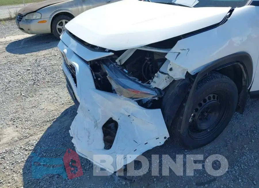 2T3F1RFV0MC225813 Photo# 6