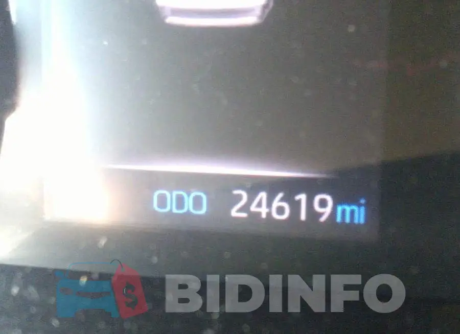2T3P1RFV0LC134138 Photo# 7