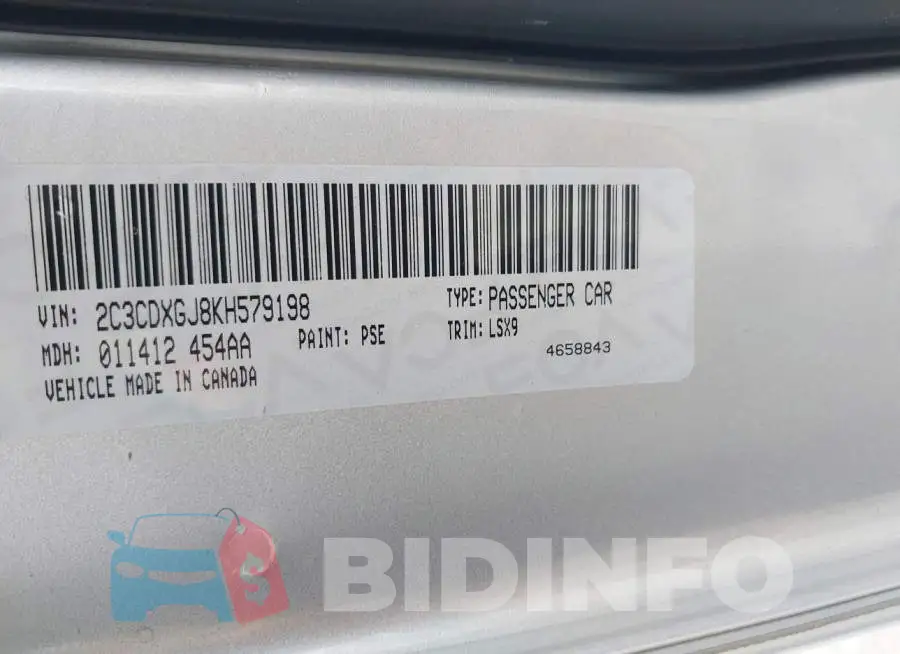 2C3CDXGJ8KH579198 Photo# 9