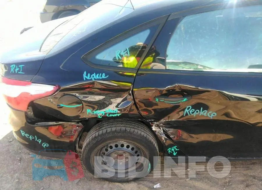 1FADP3E2XEL439842 Photo# 6