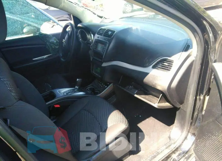 3C4PDCAB8HT695332 Photo# 5
