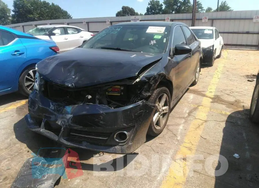4T1BF1FK2DU713532 Photo# 2