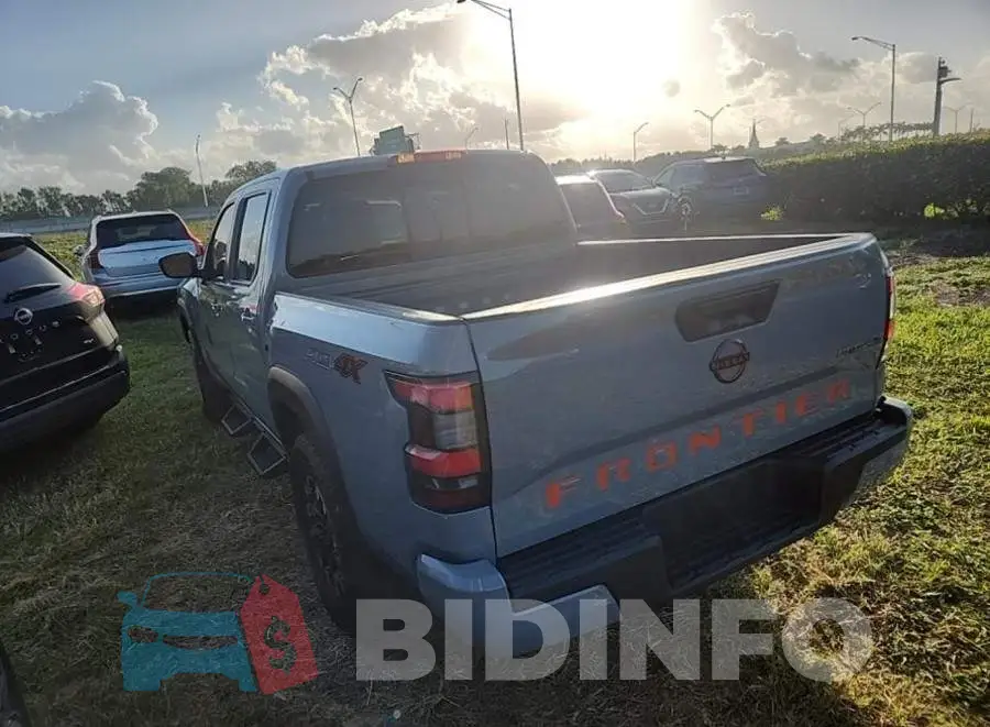 1N6ED1EK7NN665477 Photo# 3