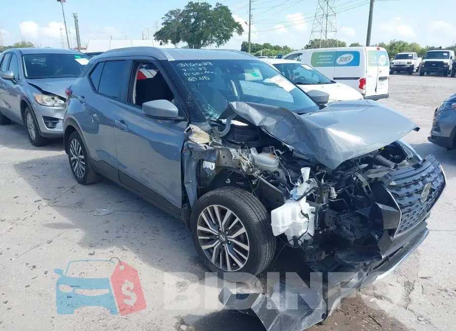 3N1CP5CV7ML524075 Photo# 1
