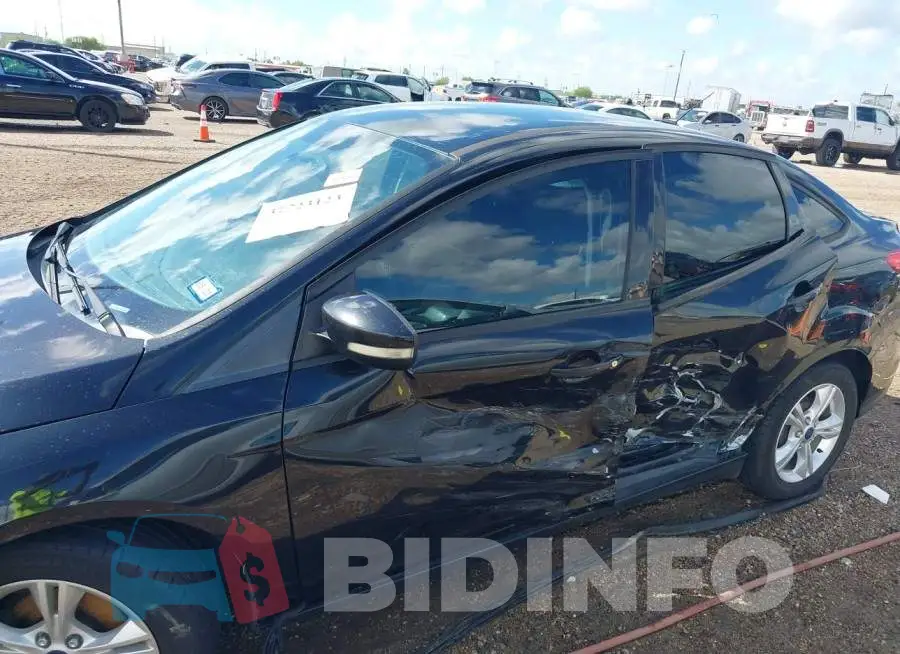 1FADP3F20DL333946 Photo# 6