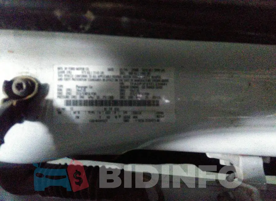 1FADP3F2XEL230681 Photo# 9