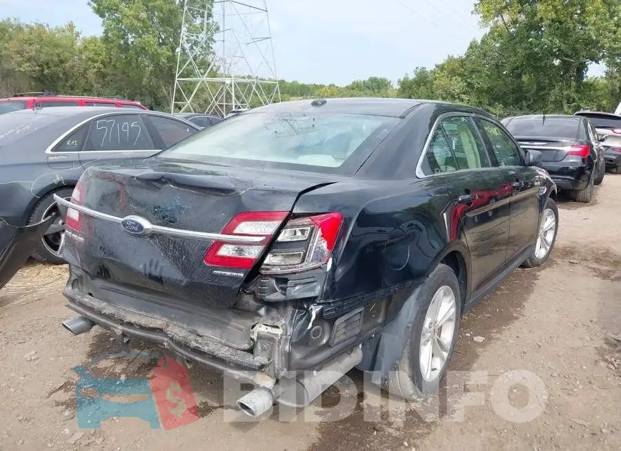 1FAHP2D88JG138698 Photo# 4
