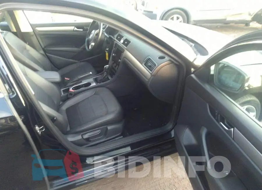 1VWBN7A38EC024593 Photo# 5