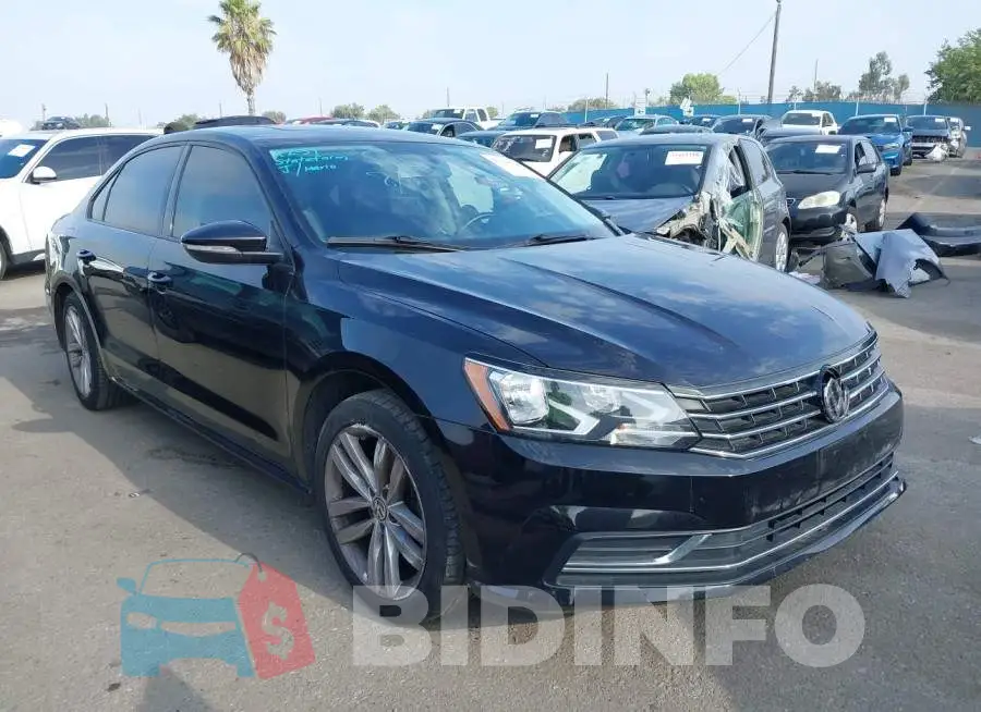 1VWLA7A35KC011540 Photo# 1