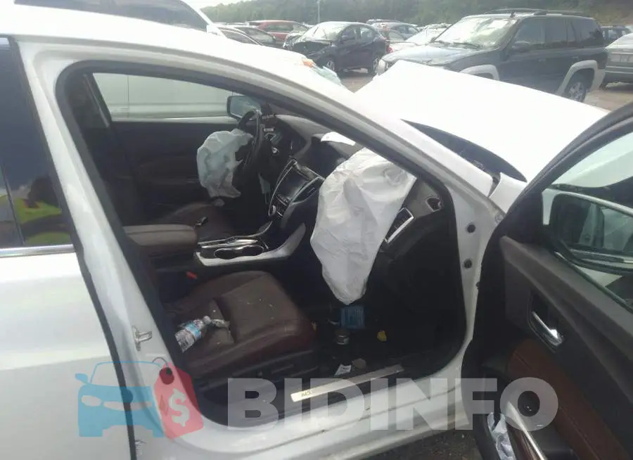 19UUB2F55FA015141 Photo# 5