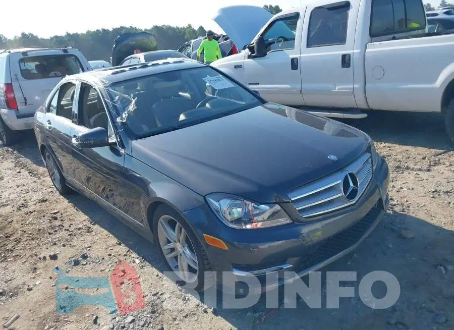 WDDGF4HB6DR240915 Photo# 1